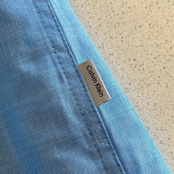 Calvin Klein Button-Down Light Blue Long Sleeve Shirt - Size M - Picture 7 of 7